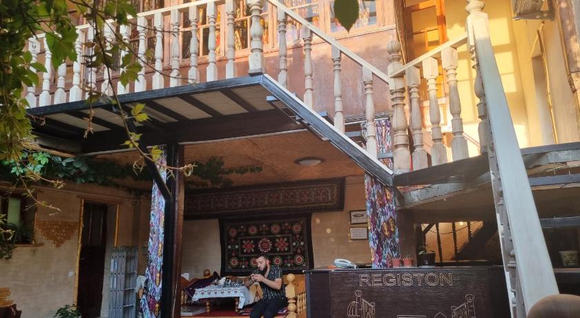 Hotel Registon Zargaron photo