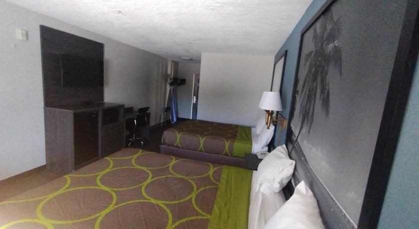 Image of 2 Queen Beds, Studio Suite, Non-Smoking 13