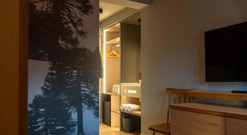 Image of Standard Triple Room 6
