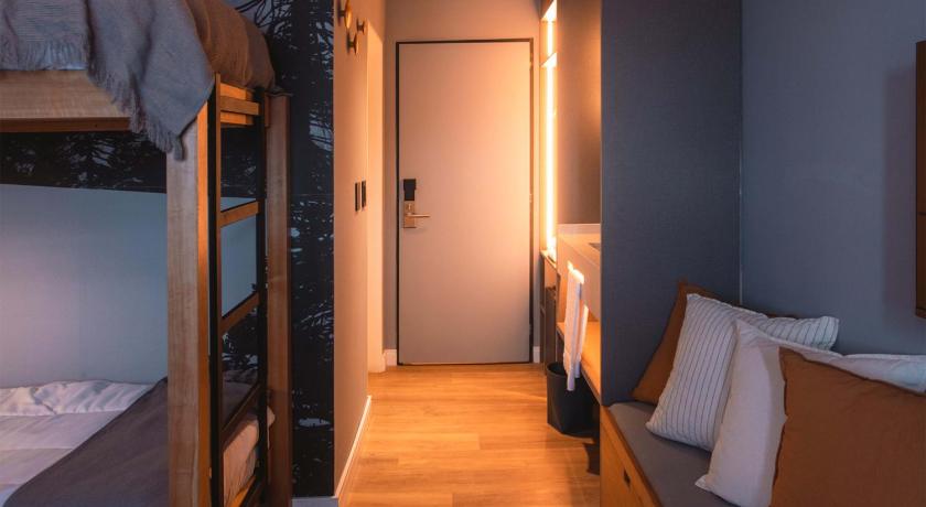 Image of Standard Triple Room 4