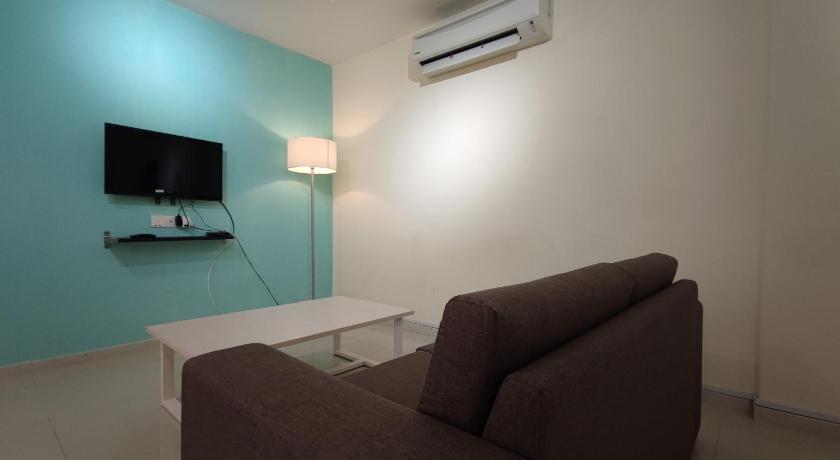 Marina Island Lumut HomeHotel by GooTrip photo