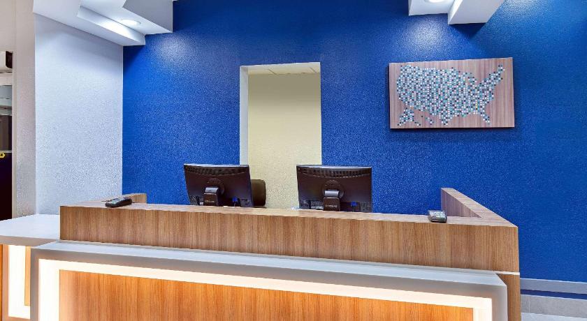 Microtel Inn & Suites by Wyndham Opelika photo