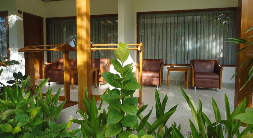 Puri Sari Beach Hotel