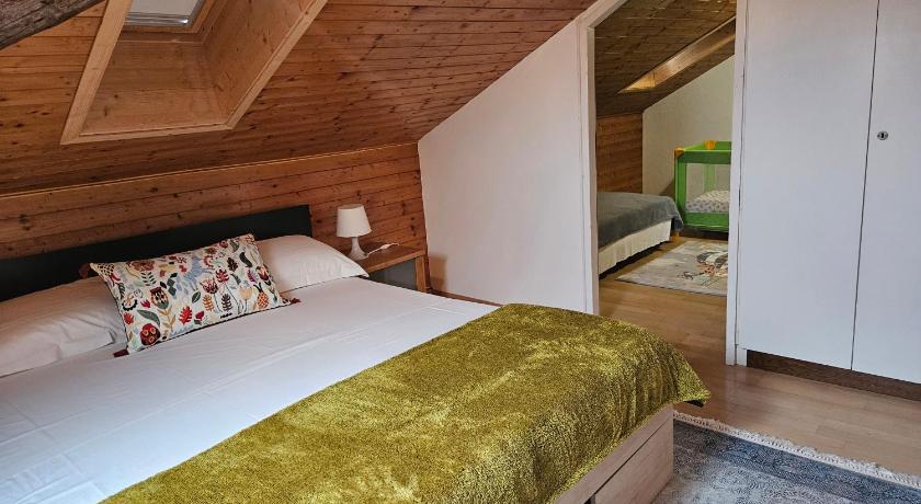 Image of Roof Family Suite with Balcony 12