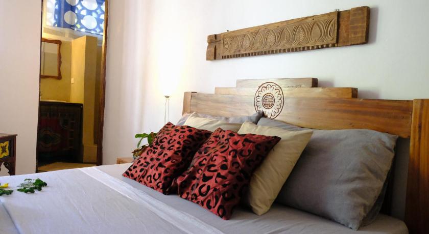 รูปของห้องพักสำหรับ 3 คน (Triple Room) 1