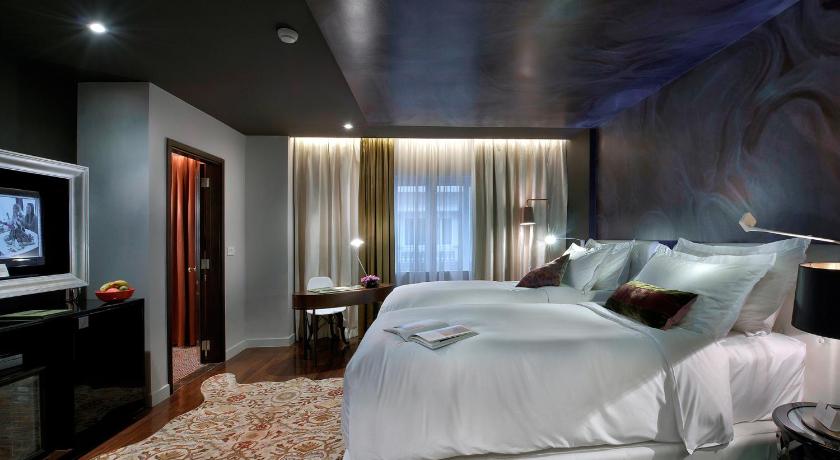 Image of SUPERIOR ROOM, 2 Single Size Beds 1