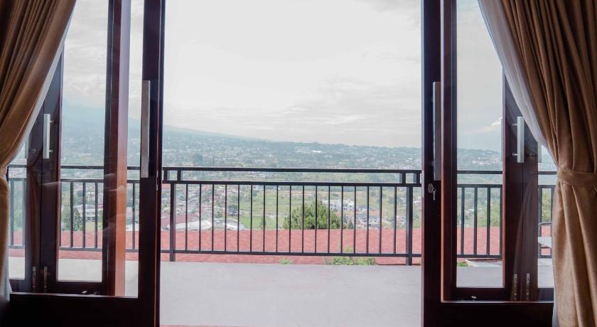 THE EIGHT Villa Bukit Panorama Sanad photo