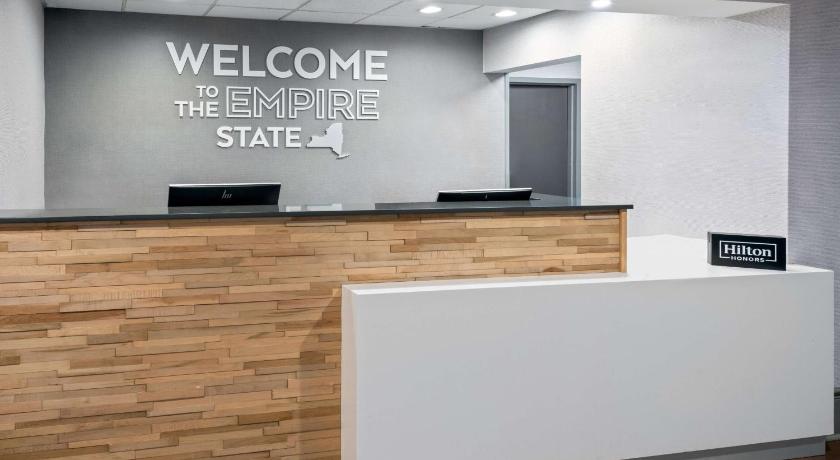 Hampton Inn Buffalo-Airport/Galleria Mall photo