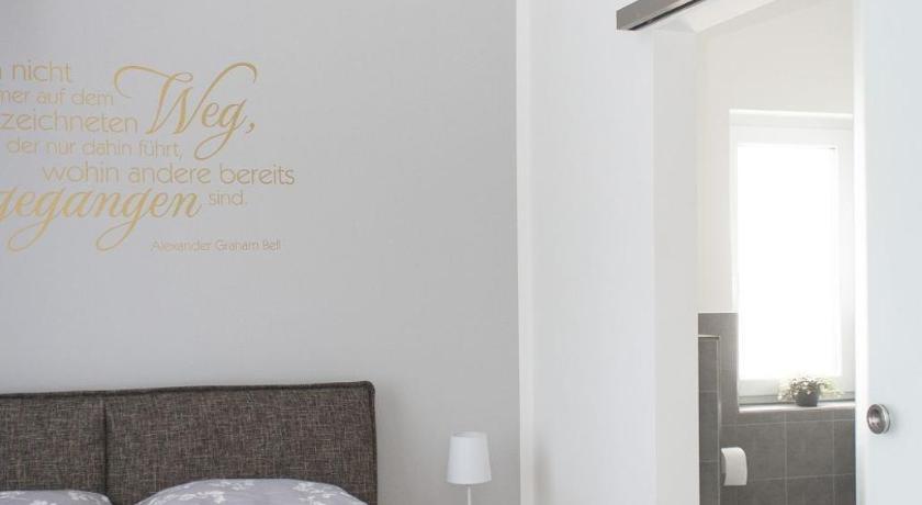 ボーリンゲン FreiRaum 4つ星 ゲストハウス スイート