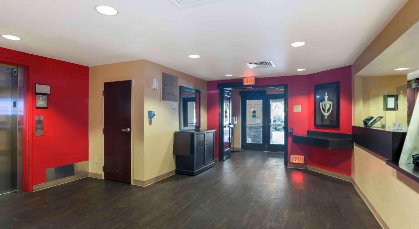 Extended Stay America Suites - San Diego - Hotel Circle photo