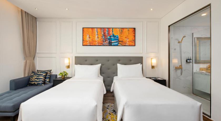 Image of Deluxe Bay View Twin, Guest room, 2 Twin/Single Bed(s) 3