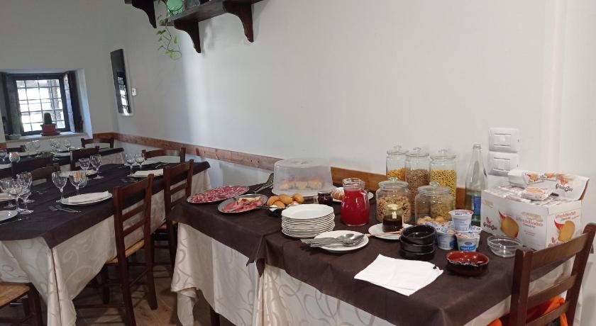 プレチ AFFITTACAMERE RISTORANTE GUAITA SANT'EUTIZIO 2つ星 ホテル レストラン