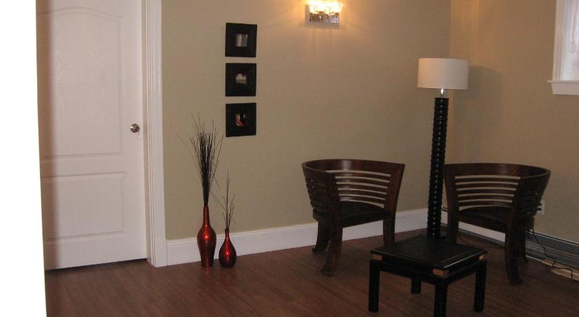 Driftwood Heights B&B photo
