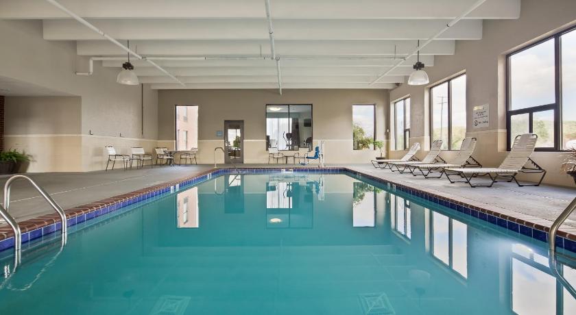Best Western Lake Cumberland Inn photo