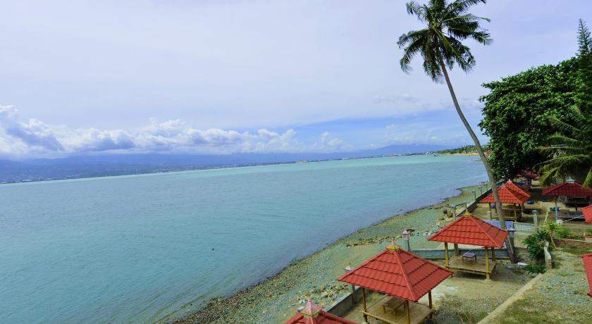 Amazing City Beach Resort Palu