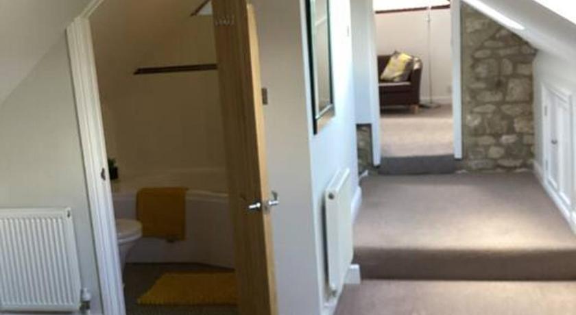 Farringdon Gurney Mendip Edge Retreat 3-Star Single Room restaurant