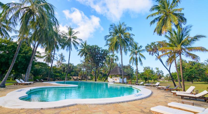 APART NO 210 situated at Lawford's beach resort