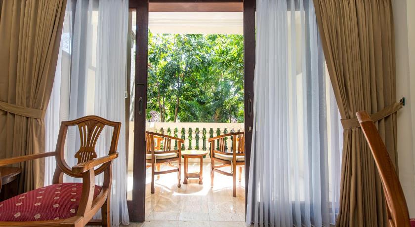 Hotel Kumala Pantai - image 29