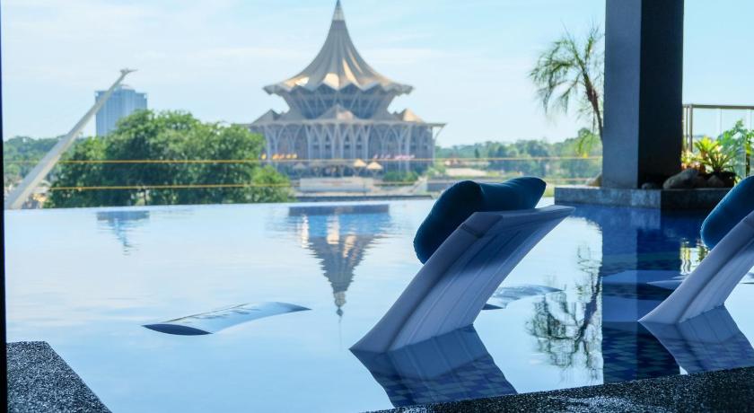 Kuching The Waterfront Hotel 5-Star Hotel suite