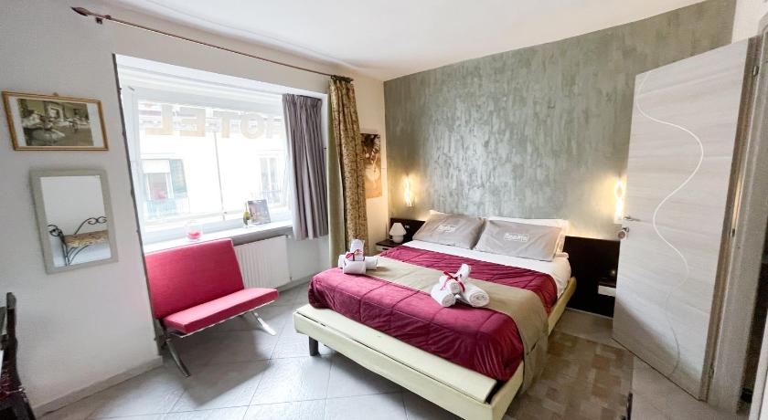 Image of Superior Double Room 4
