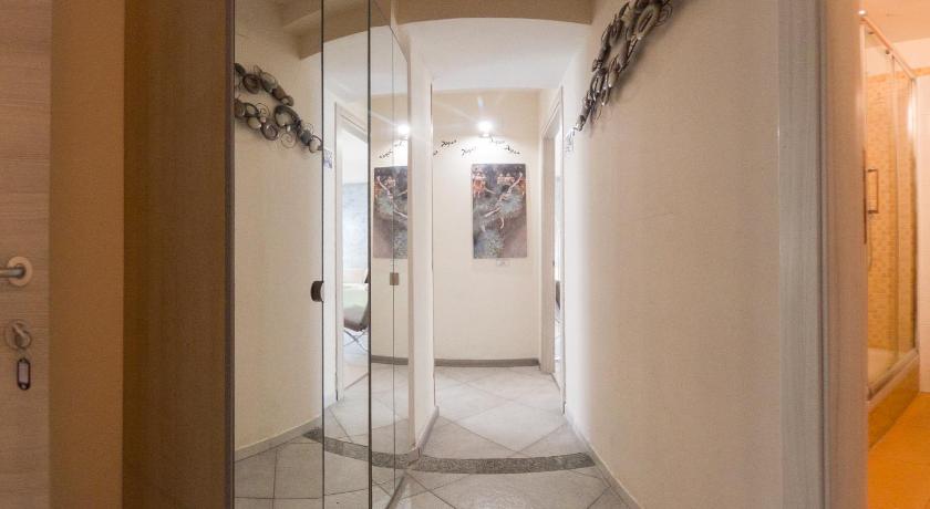 Image of Suite 10