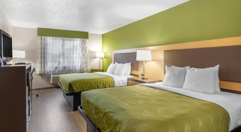 Quality Inn & Suites Delaware photo