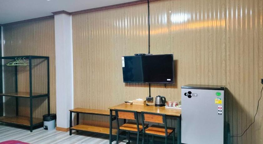 Image of Standard King Room 3