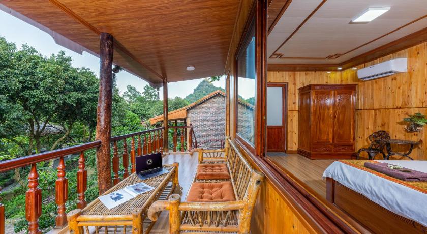 Image of Superior Double or Twin Room with Mountain View 6