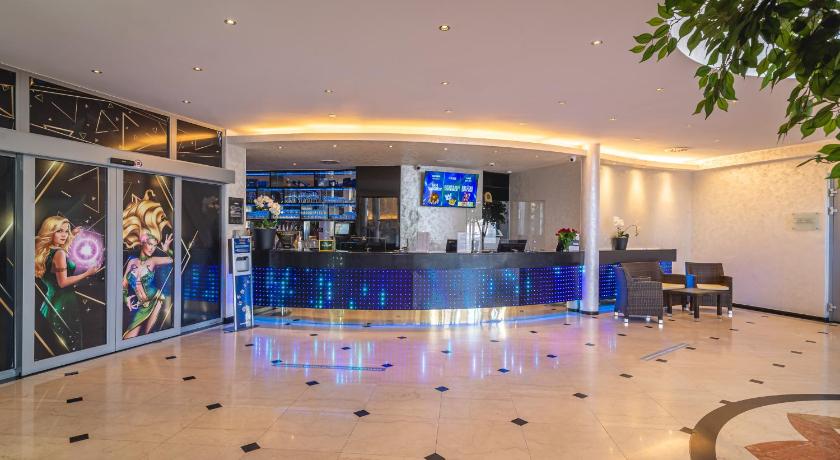 Casino & Hotel ADMIRAL Kozina photo
