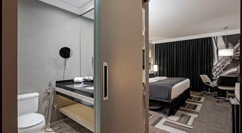 "Superior" klases divvietīgs numurs (1&nbsp;gulta) (Superior Double Room) attēls 4