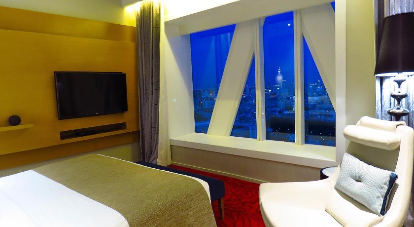 รูปของห้องสวีทขนาด 2 ห้องนอน (Two Bedroom Suite) 1