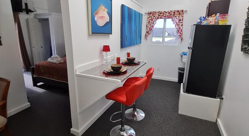 Image of Suite with Balcony 1