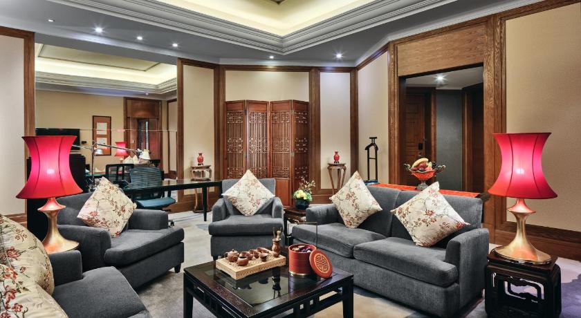 Image of Chinese Theme Suite 3