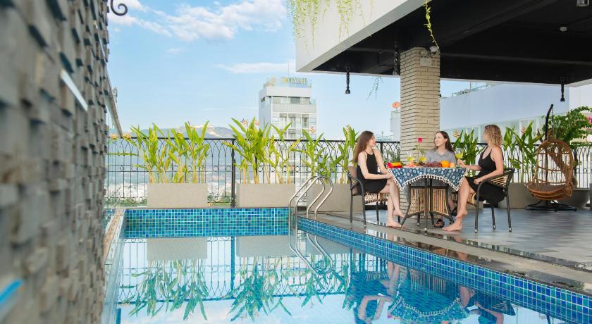 Aaron Boutique Hotel - image 24