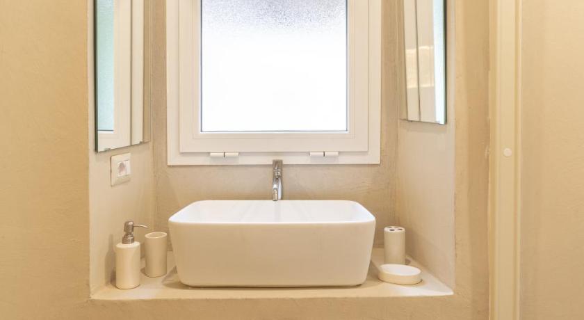 Ispra Nido di Gemma 3-Star Single Room suite