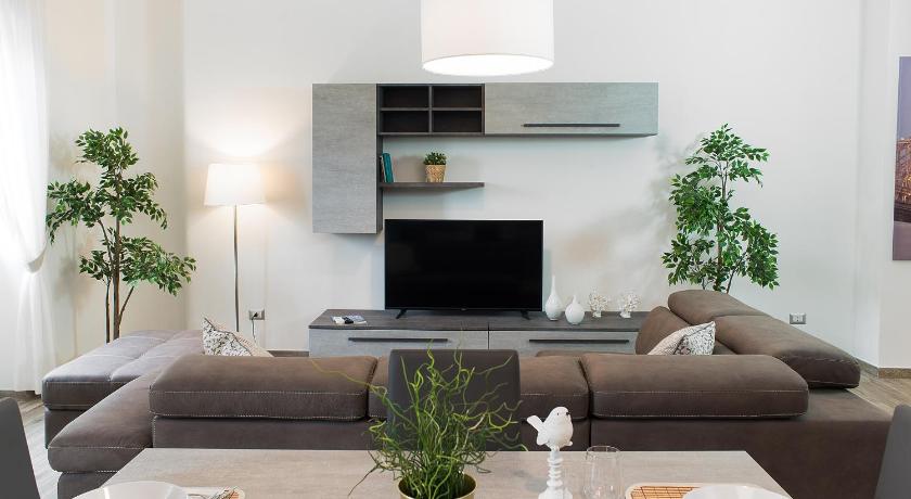 Image of Two-Bedroom Apartment 14