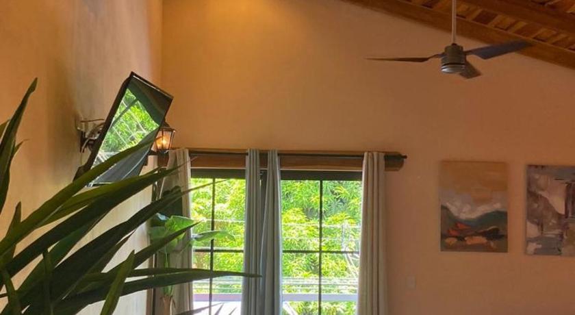 Image of Deluxe King Suite 5