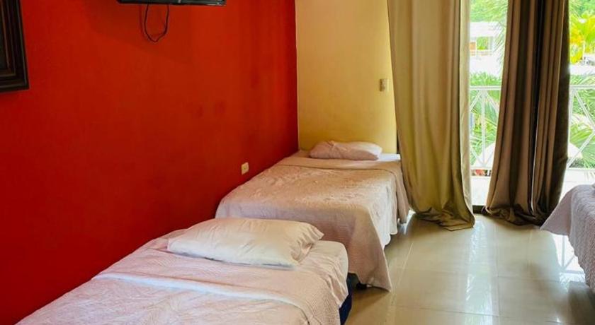 Image of Deluxe Family Room 3