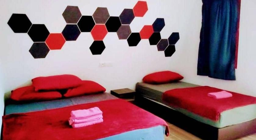 Red Triangle Cottage Roomstay photo