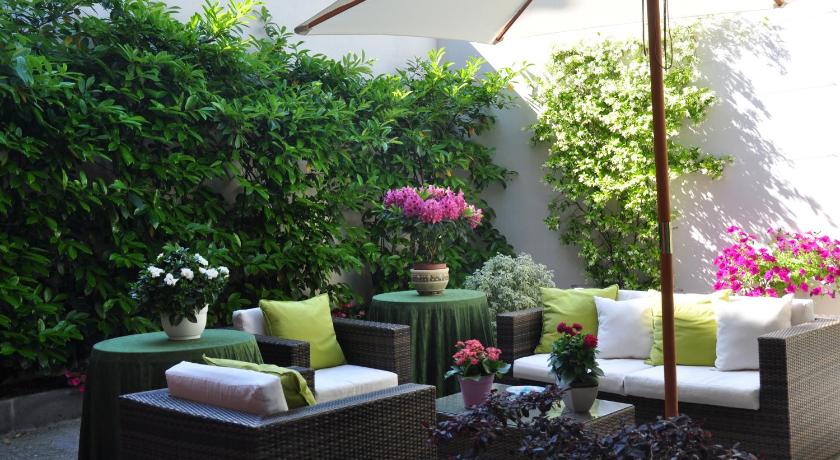 Piazza Nova Guest House photo