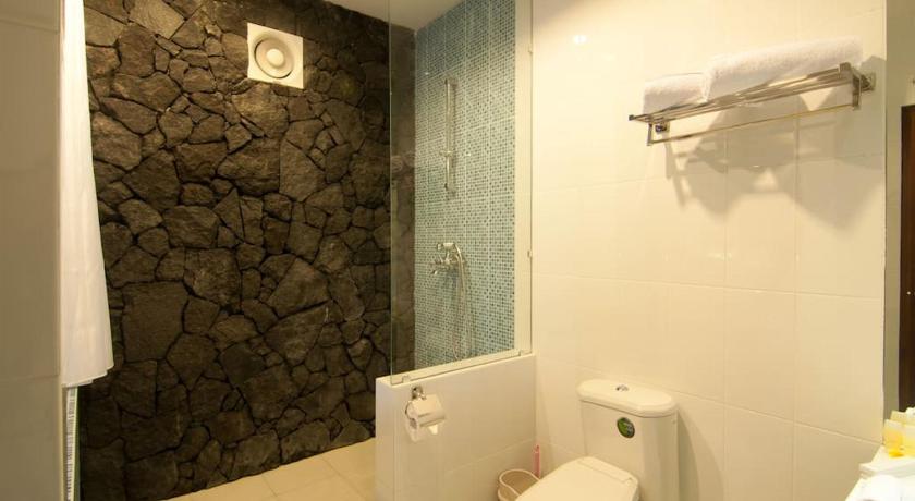 Image of Superior Queen Room 2