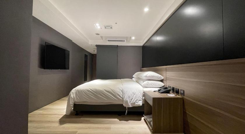 Image of Standard Double Room 13