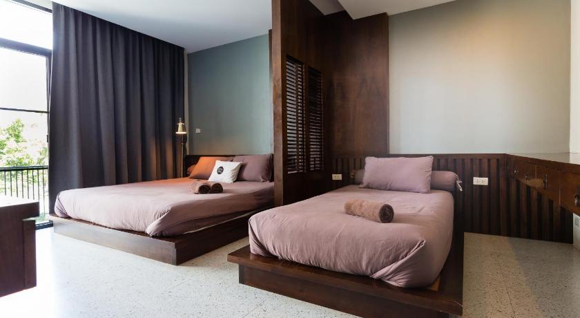 Image of Deluxe Room 6