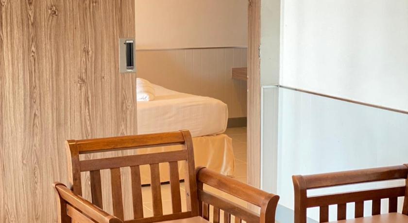Image of Family Room with Sea View 7