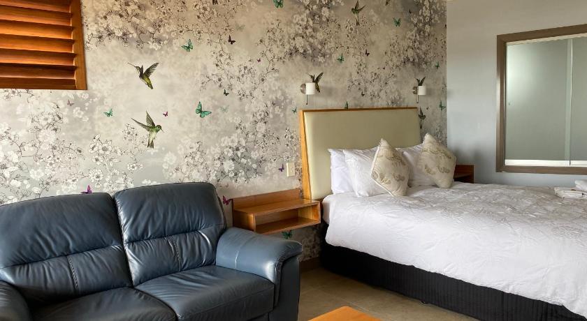 Saltair Luxury Accommodation - Adults Only photo