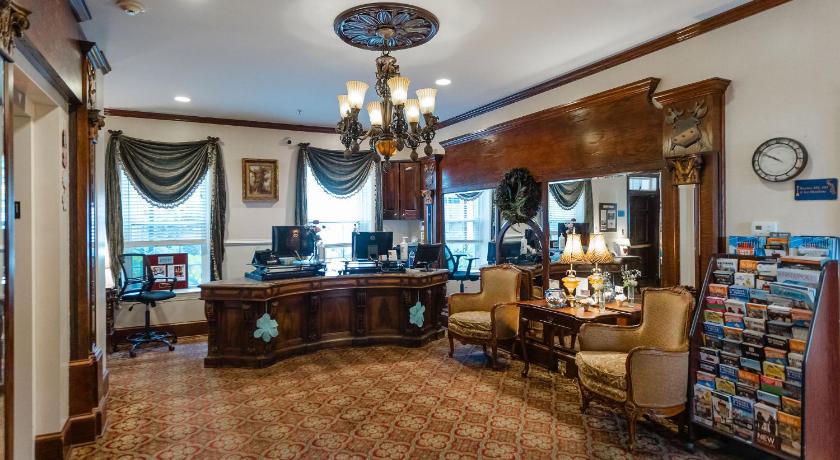 볼티모어 (MD) 1840s Carrollton Inn 4성급 숙소 로비