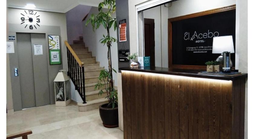 Hotel El Acebo — Hotel in Jaca