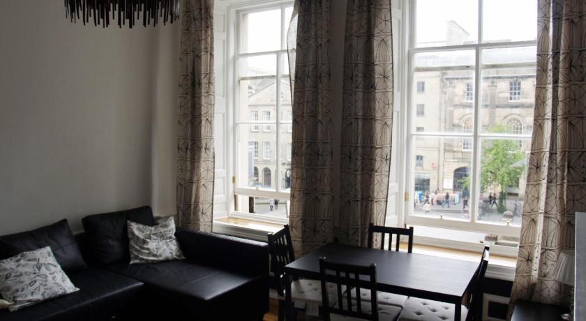 Image of Two Bedroom Apartment 5
