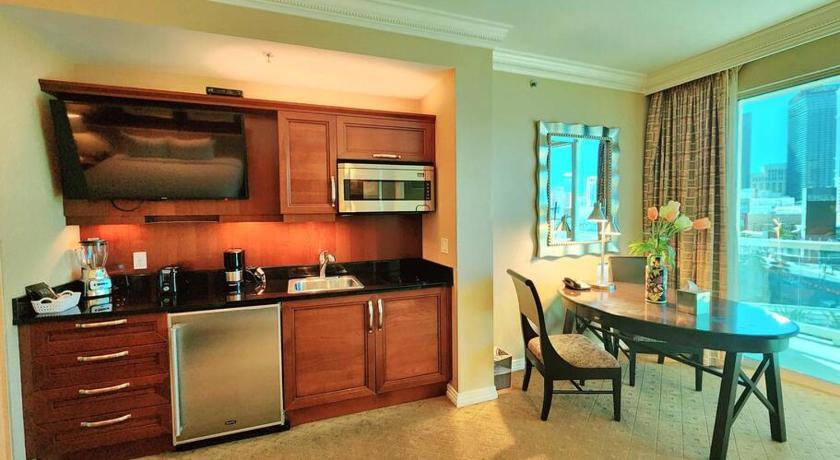 ラスベガス The Signature at MGM Condo! Stunning Strip Views & No Resort Fees! 5つ星 宿泊施設 施設