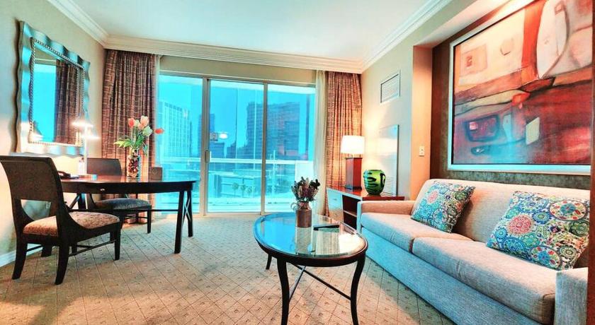 ラスベガス The Signature at MGM Condo! Stunning Strip Views & No Resort Fees! 5つ星 宿泊施設 スイート